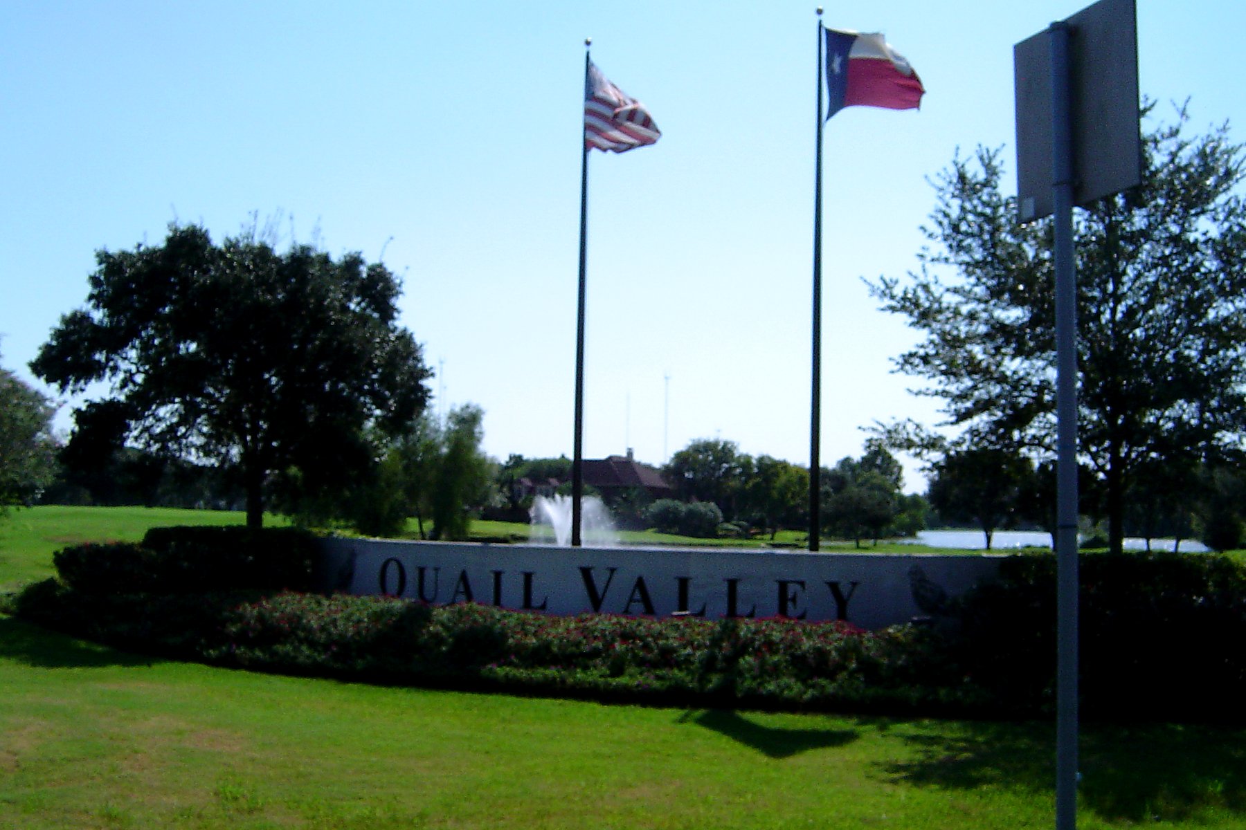 Quail Valley community entrance in Missouri City, Texas