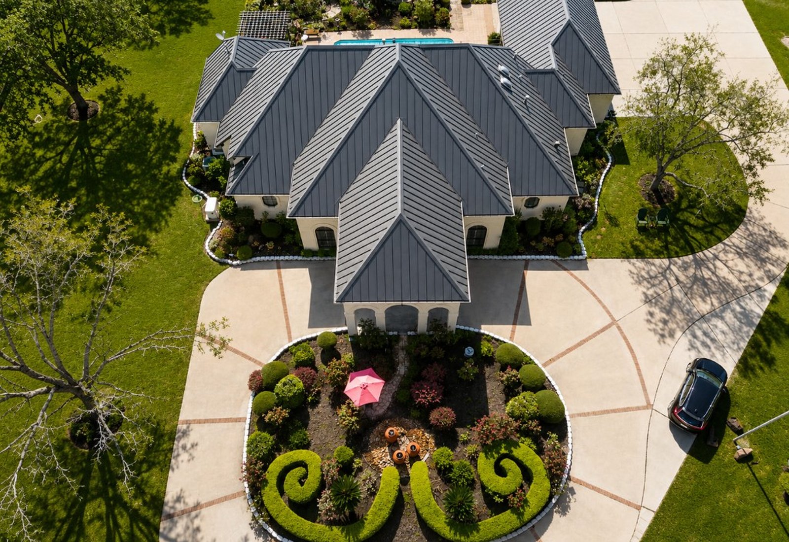 Clean standing-seam metal roof from above